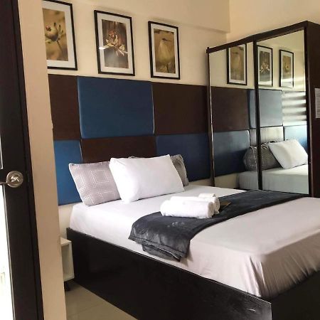 Mabolo Garden Flat A6 With Free Rooftop Pool Cebu ภายนอก รูปภาพ