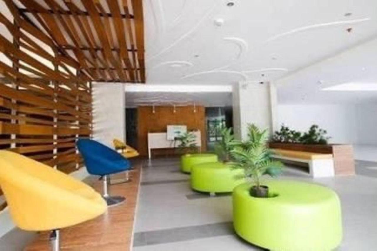 Mabolo Garden Flat A6 With Free Rooftop Pool Cebu ภายนอก รูปภาพ