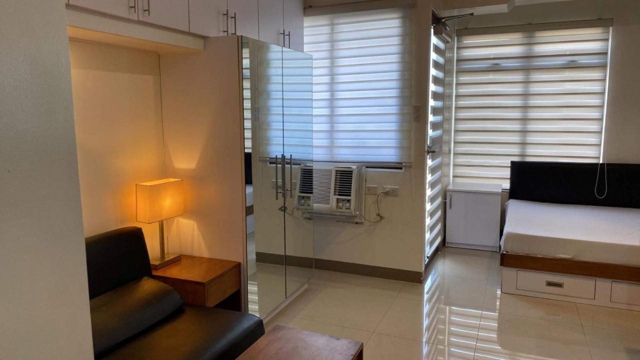 Mabolo Garden Flat A6 With Free Rooftop Pool Cebu ภายนอก รูปภาพ