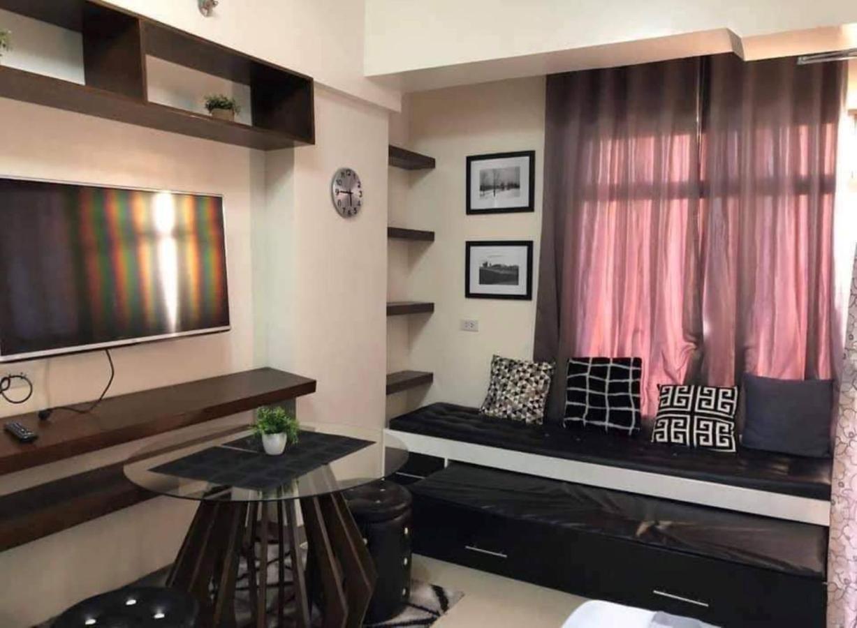 Mabolo Garden Flat A6 With Free Rooftop Pool Cebu ภายนอก รูปภาพ
