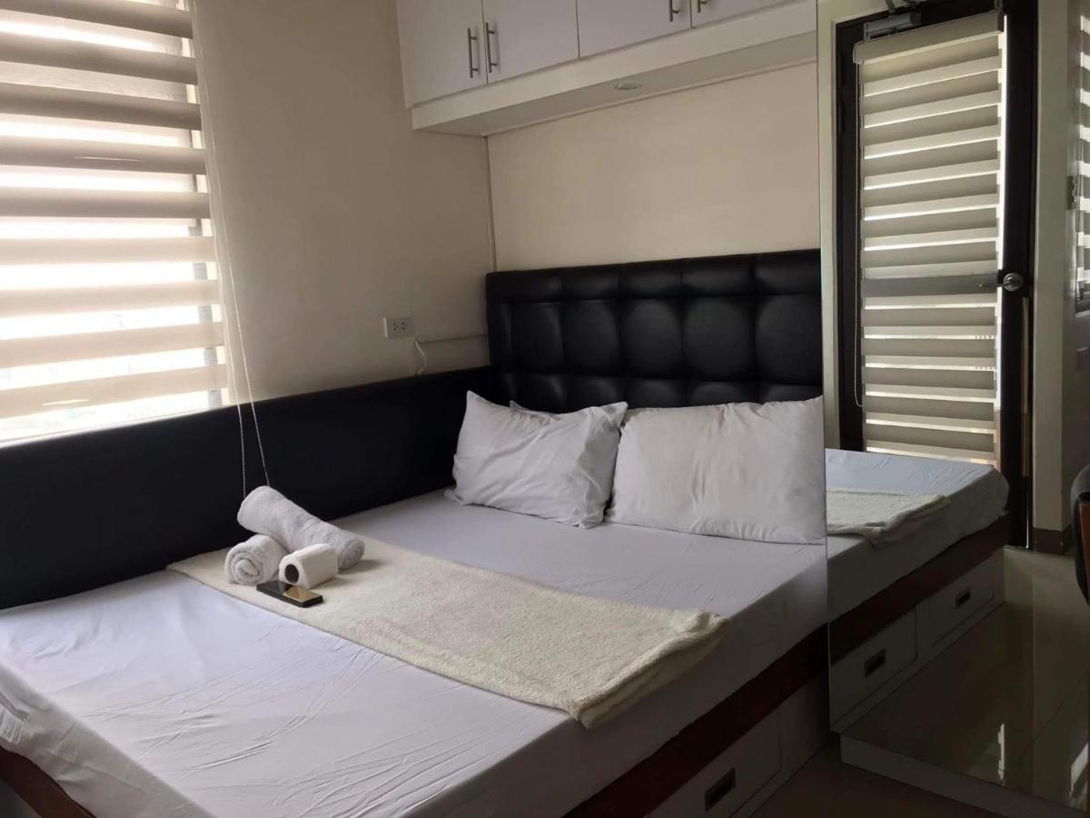 Mabolo Garden Flat A6 With Free Rooftop Pool Cebu ภายนอก รูปภาพ
