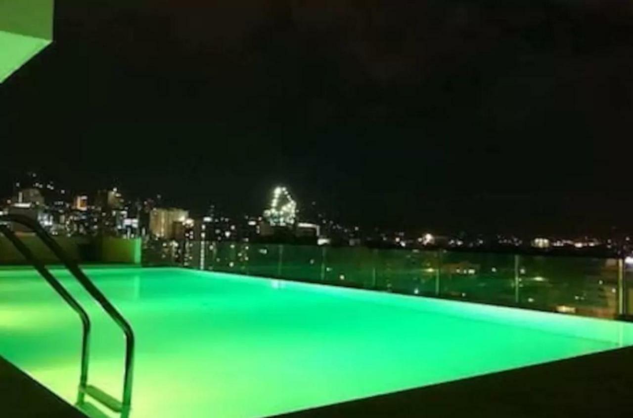 Mabolo Garden Flat A6 With Free Rooftop Pool Cebu ภายนอก รูปภาพ